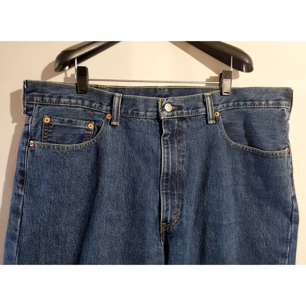 Levi's 550 Relaxed Fit Men's 40x30 Medium Wash Straight Leg Denim Blue Jeans - Picture 5 of 13